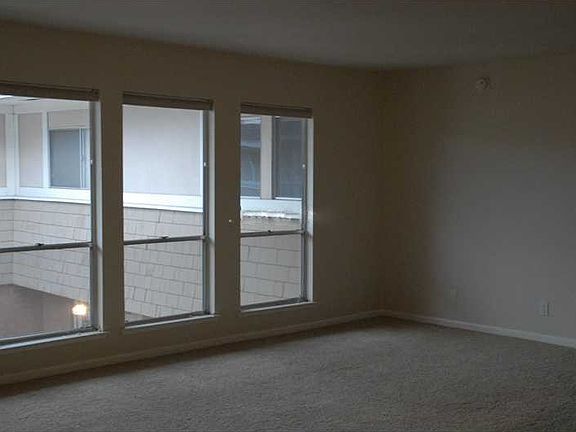 4th image of 2838 Geary Pl Unit 4012