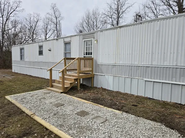 (undisclosed Address), Morehead, KY 40351