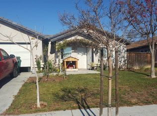 1611 Lacreta Ave, Madera, CA