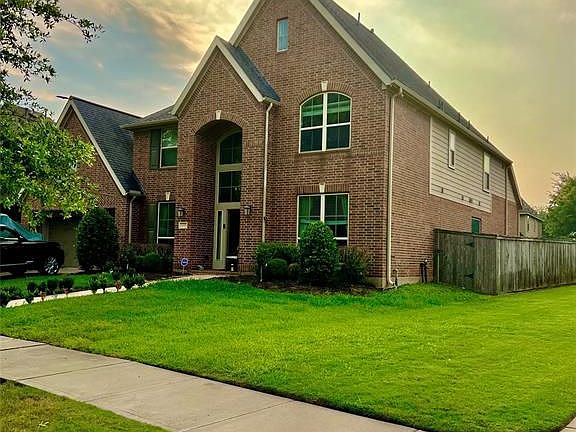 2nd image of 4022 Birch Vale Ln