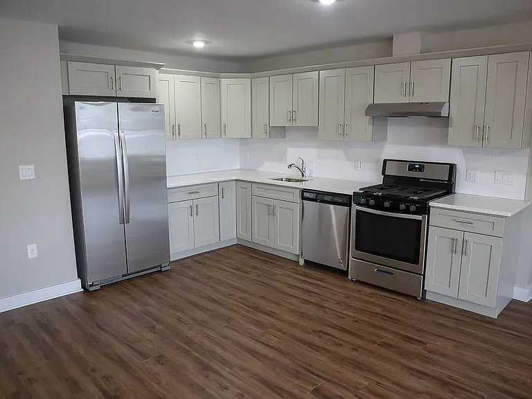 437 Mulberry St #301 — Photo 14