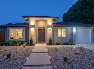 150 Walter Hays Dr, Palo Alto, CA 94303
