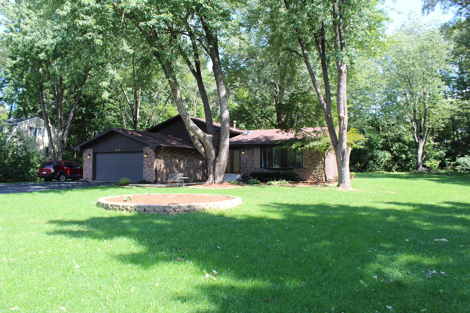1205 Towpath Ln photo 1