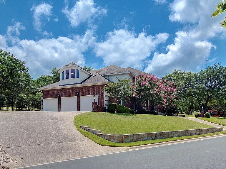 4707 Mantle Dr — Photo 22
