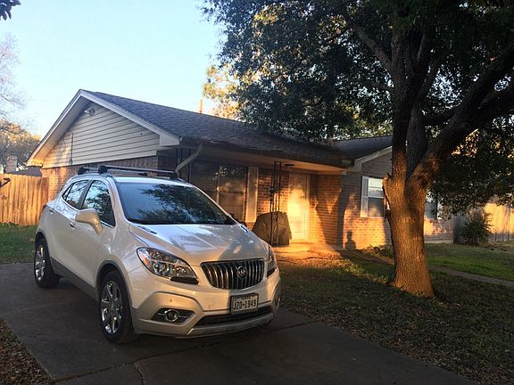 2nd image of 914 Pine Dr