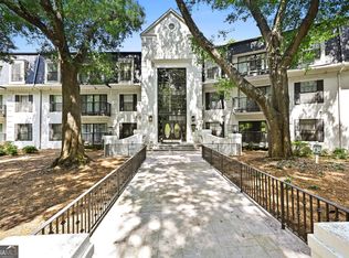 2201 Pine Heights Dr NE, Atlanta, GA 30324