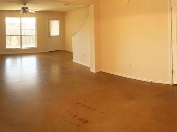 003_Living Room_01182022