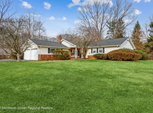 943 Middletown Lincroft Rd #R, Middletown, NJ 07748