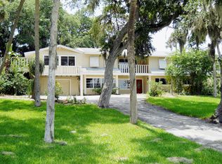 318 N Riverside Dr, New Smyrna Beach, FL 32168