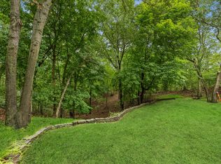 35 Gull Hill Dr, Northport, NY 11768