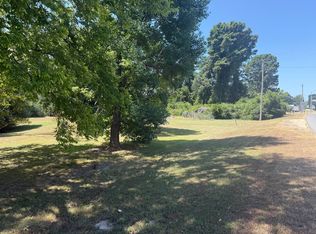 201 Bill Clinton Dr, Hope, AR 71801
