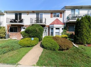 1728 Forest Hill Rd, Staten Island, NY 10314