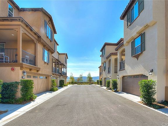 4th image of 22124 Barrington Way