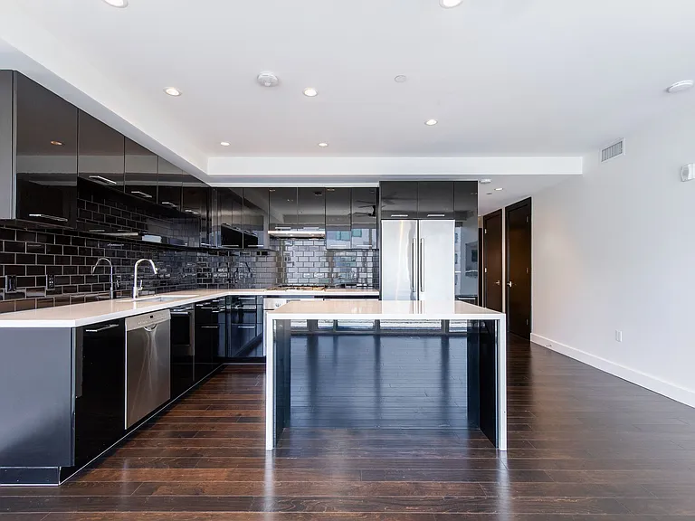 4422 N 75th St #4005 — Photo 3