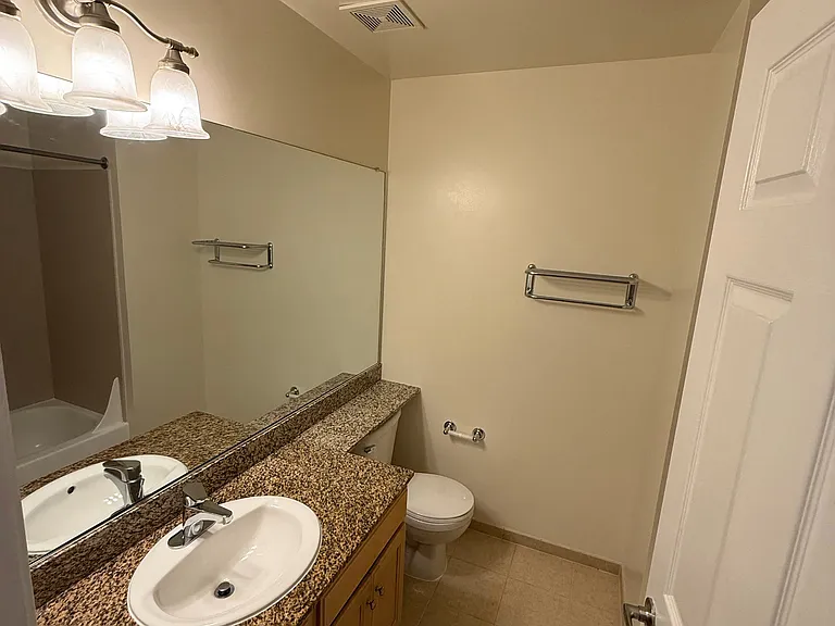 Standard — Photo 31