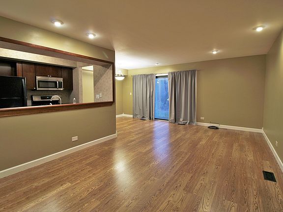 2nd image of 7429 Canterbury Pl #7429