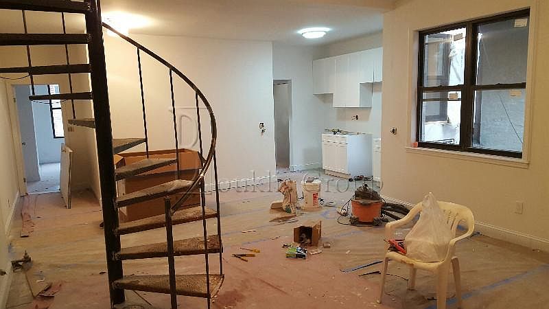 1st image of 30 W 36th St Fl 2