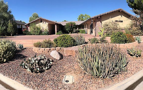 5th image of 2421 High Vista Dr