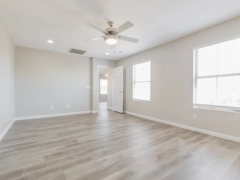 2026 S Swan Dr — Photo 11