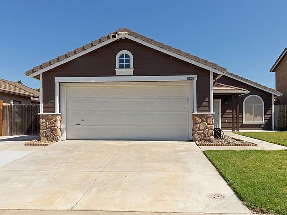 5th image of 1825 Holly Oak Ct