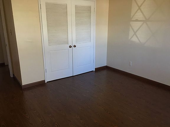 4th image of 25901 Clearview Dr