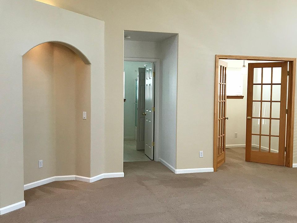 2nd image of 2607 NW Fawn Run Ln