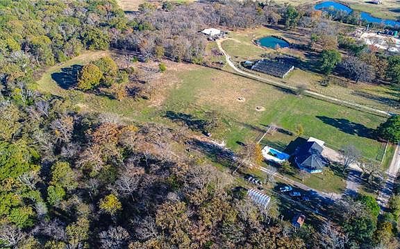 4th image of 501 Vz County Road 1104