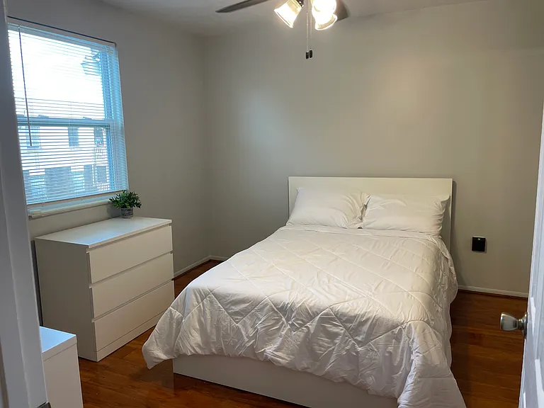 9015 Westchester Cir #39 — Photo 2