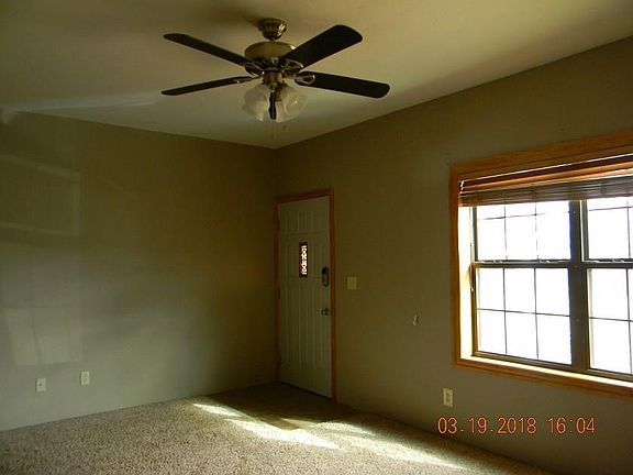 2nd image of 917 W 5th St