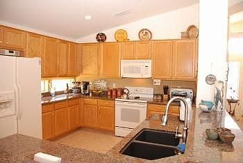 2nd image of 4630 E Thorn Tree Dr
