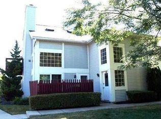 100 Wheatsheaf Ln, Telford, PA 18969