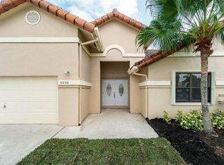 9398 Laurel Green Dr, Boynton Beach, FL 33437