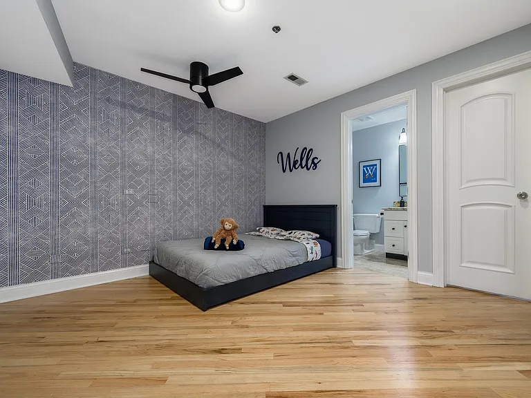 616 W Fulton St #712 — Photo 18