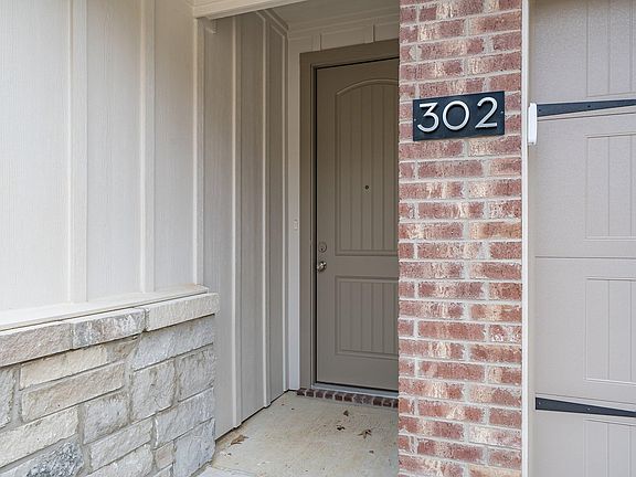 3rd image of 5905 Eagles Nest Blvd #302