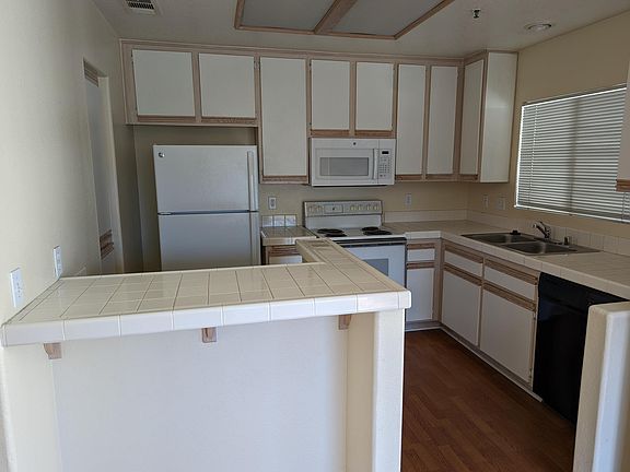 2nd image of 2960 Champion Way APT 2405