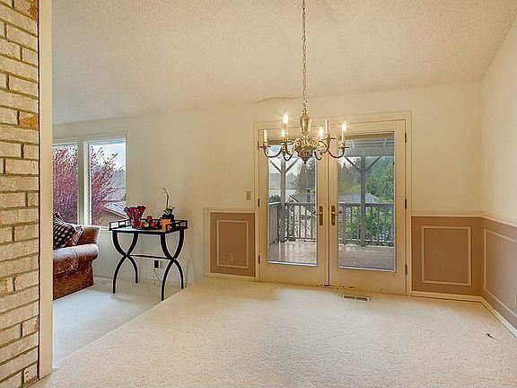 4th image of 16321 SE 15th St