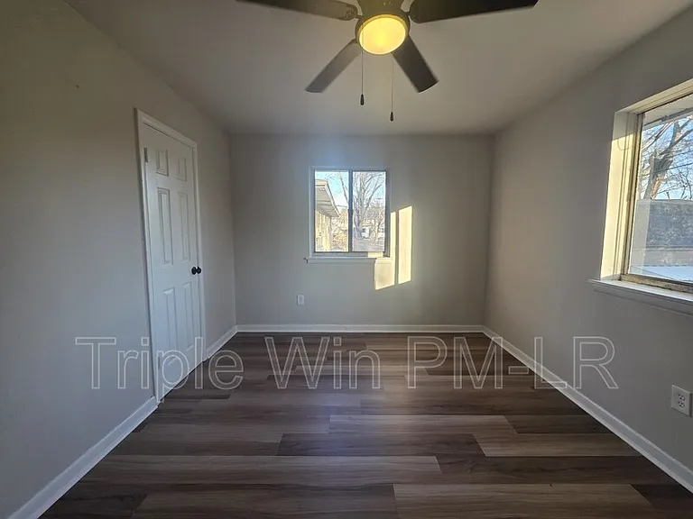 109 Farmere Cir — Photo 10