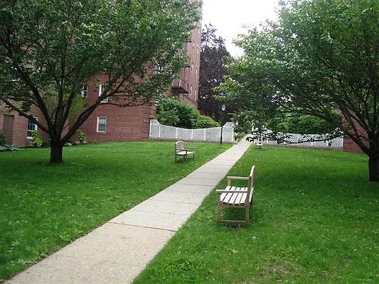 Sold by Benjamin Realty Since 1980 | media 63