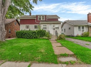 8418 Frontier Ave, Niagara Falls, NY 14304