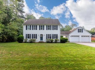 29 Pilgrim Rd, Duxbury, MA 02332