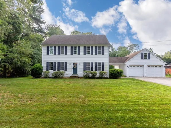 29 Pilgrim Rd, Duxbury, MA 02332