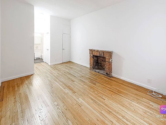 3rd image of 313 E 85th St APT 1C