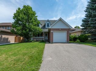 1144 Aldersbrook Rd, London, ON N6G 2X8