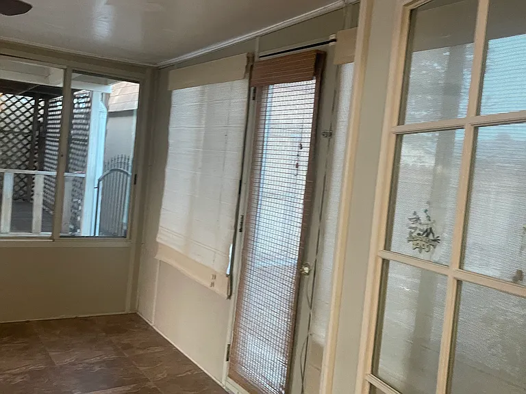 6012 Fair Oaks Dr — Photo 8