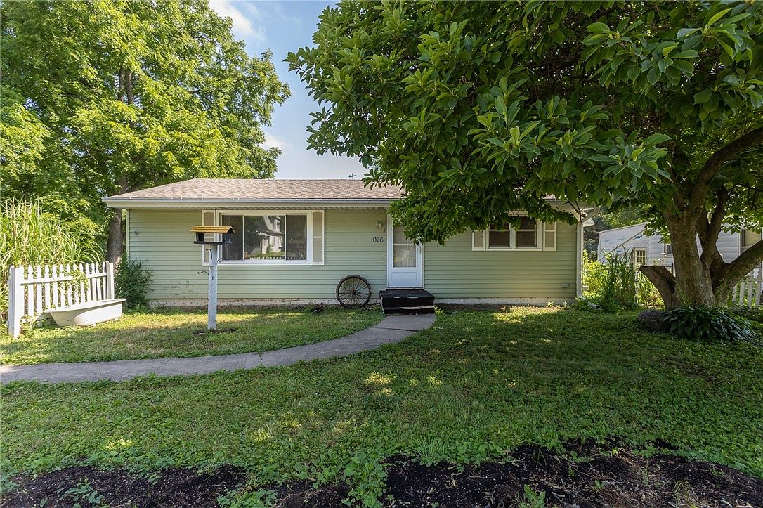 1026 McKinley Ave, Des Moines, IA 50315 Zillow