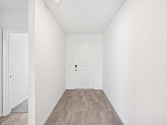4th image of 5421 Hampton Park Circle