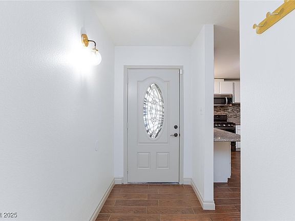 5th image of 4321 El Antonio Pl