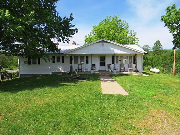 2nd image of 265 Pruitt Mountain Ln