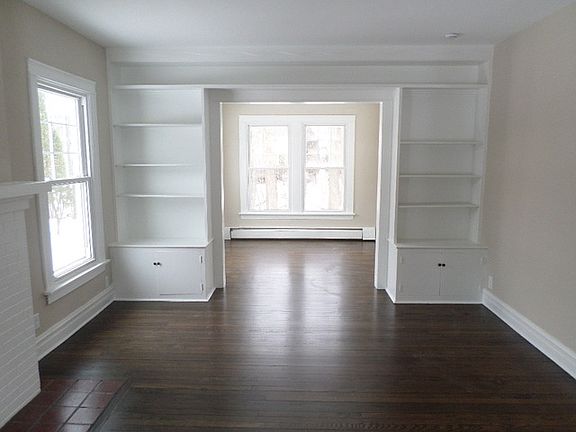 4th image of 436 Orchard Ln