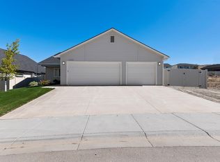 1440 Castle Way, Emmett, ID 83617